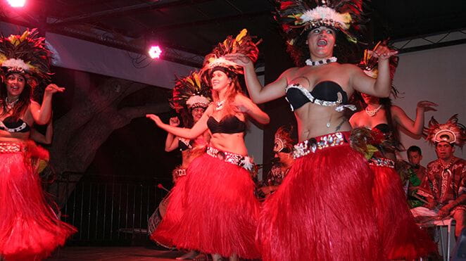 Colombier-by-night-bloc1-petite-tahitiennes
