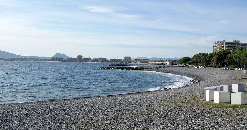Colombier-fiche-activites-sports-loisirs-plage-veillat-bloc1-grande